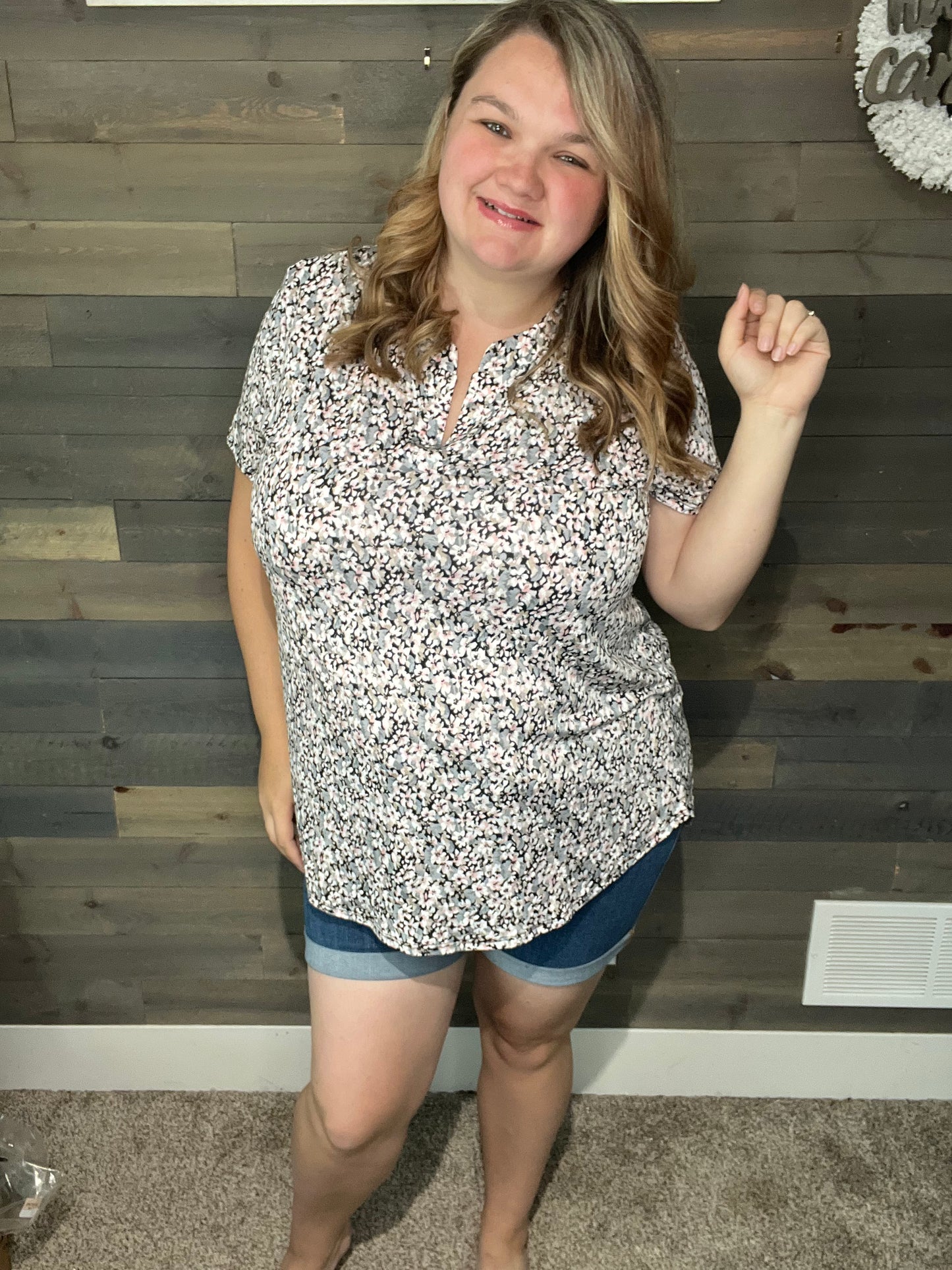 Bubble Detail Floral Top-Happy Campers Boutique-Happy Campers Boutique, Women's Fashion and More in Plainwell, MI