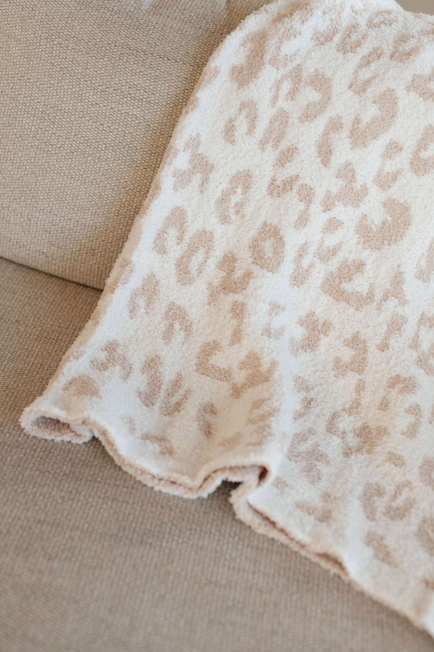 Ari Blanket Single Cuddle Size in Neutral Animal-Womens-Ave Shops-Happy Campers Boutique, Women's Fashion and More in Plainwell, MI